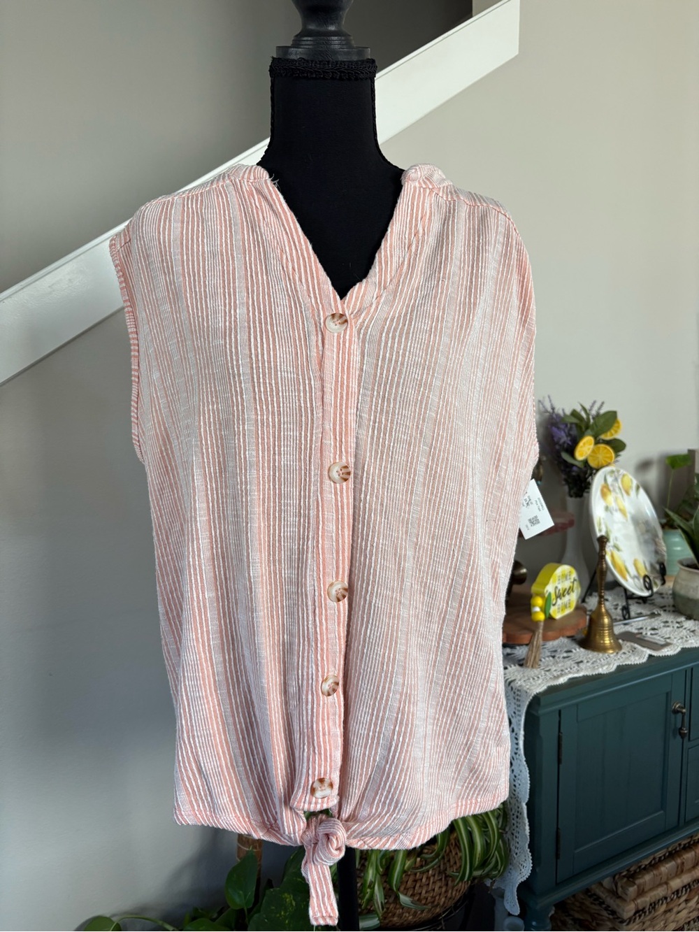 French Laundry Pink Striped Button-Front Tie Hem Sleeveless Blouse